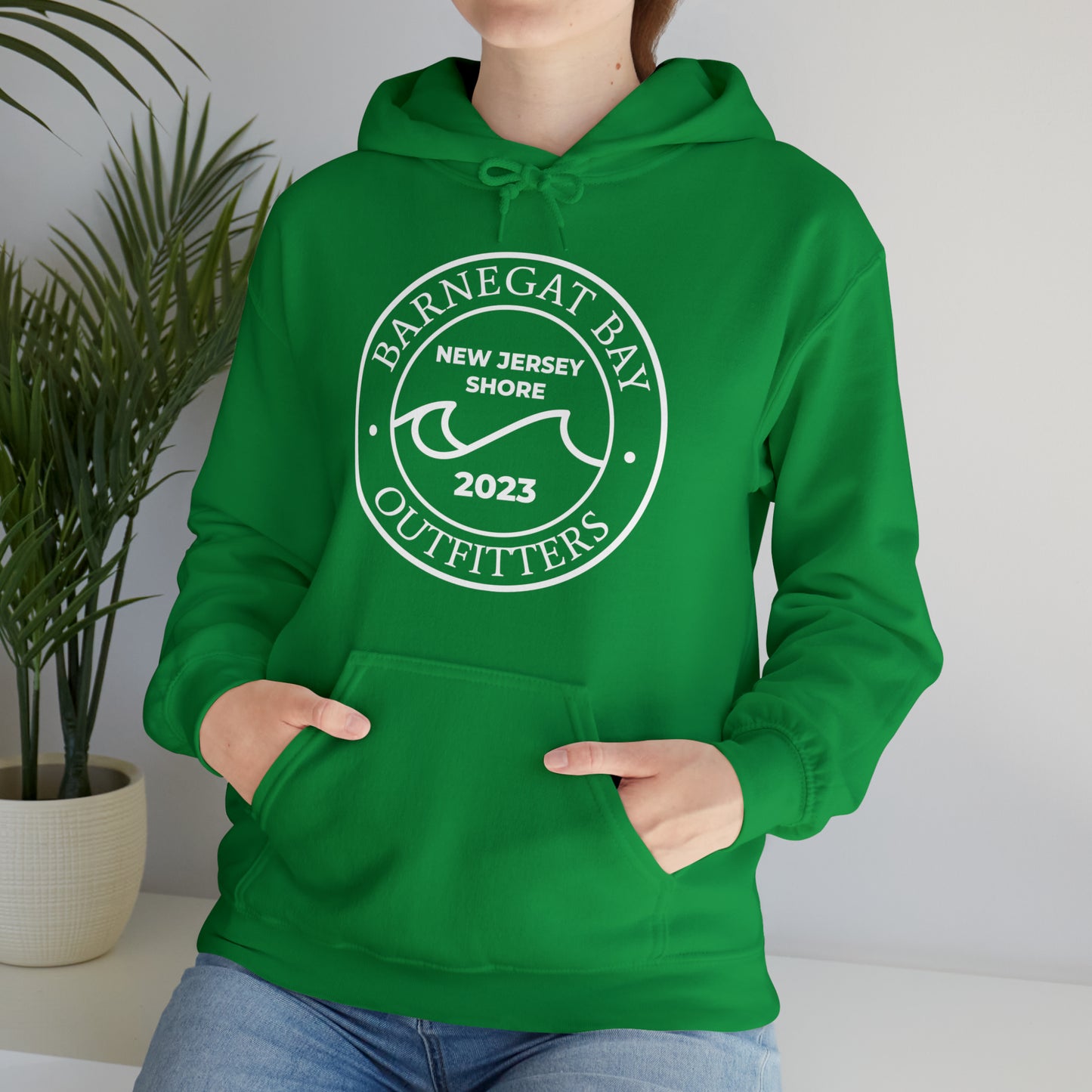 Wave Circle Unisex Heavy Blend Hooded Sweatshirt