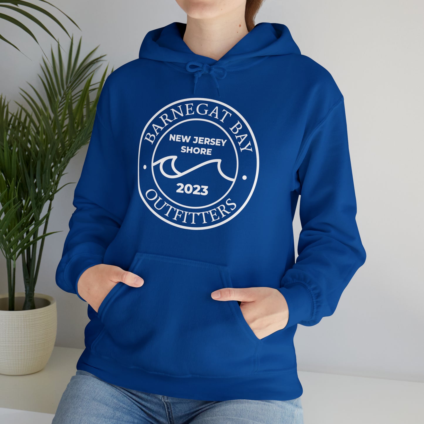 Wave Circle Unisex Heavy Blend Hooded Sweatshirt